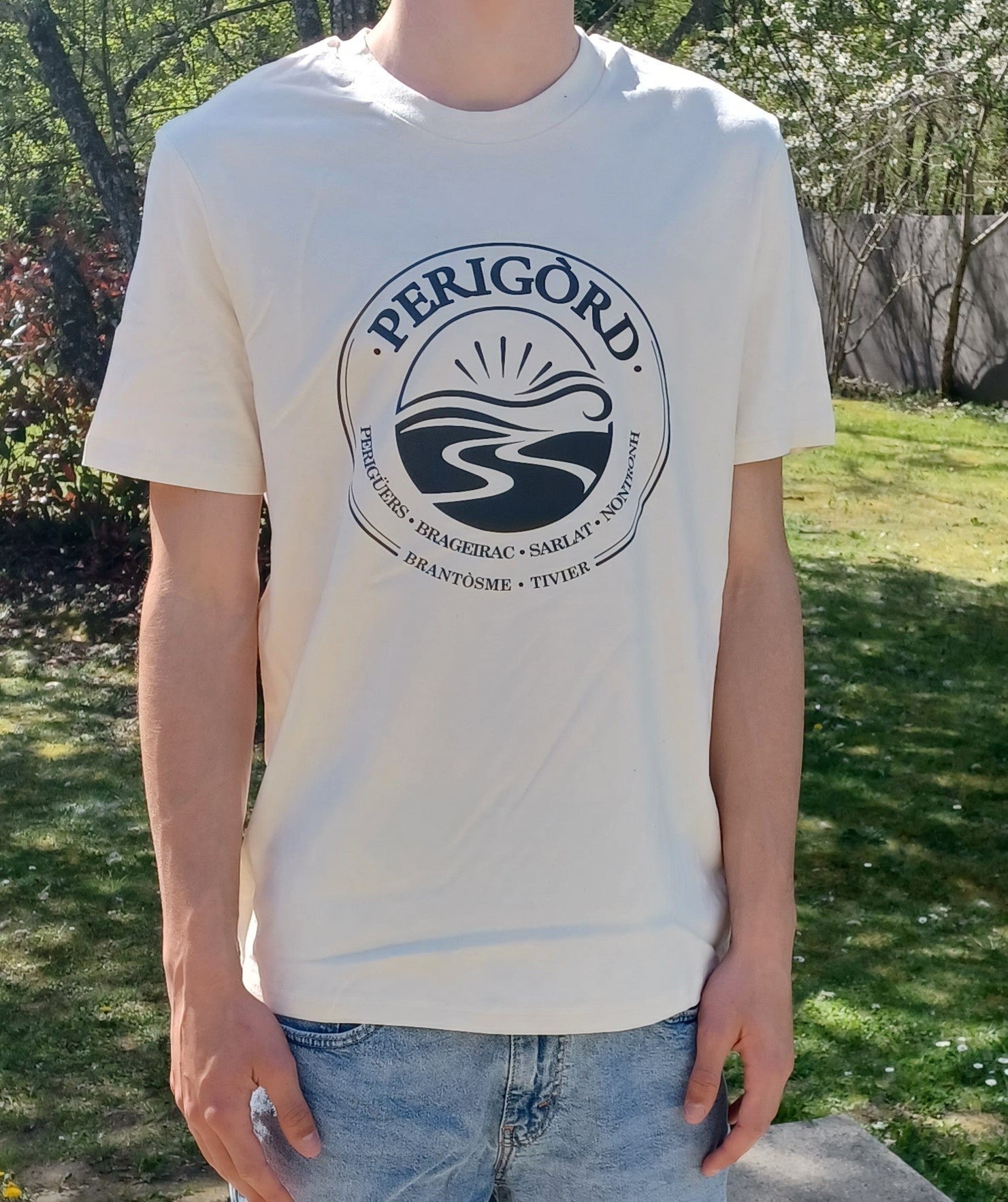T-shirt “Périgord” – noir ou écru unisexe